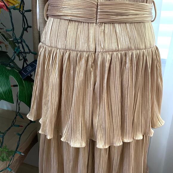 Ieena for Mac Duggal Sleeveless Square Neck Tiered Ruffled Detail Dress in Gold - Picture 9 of 13